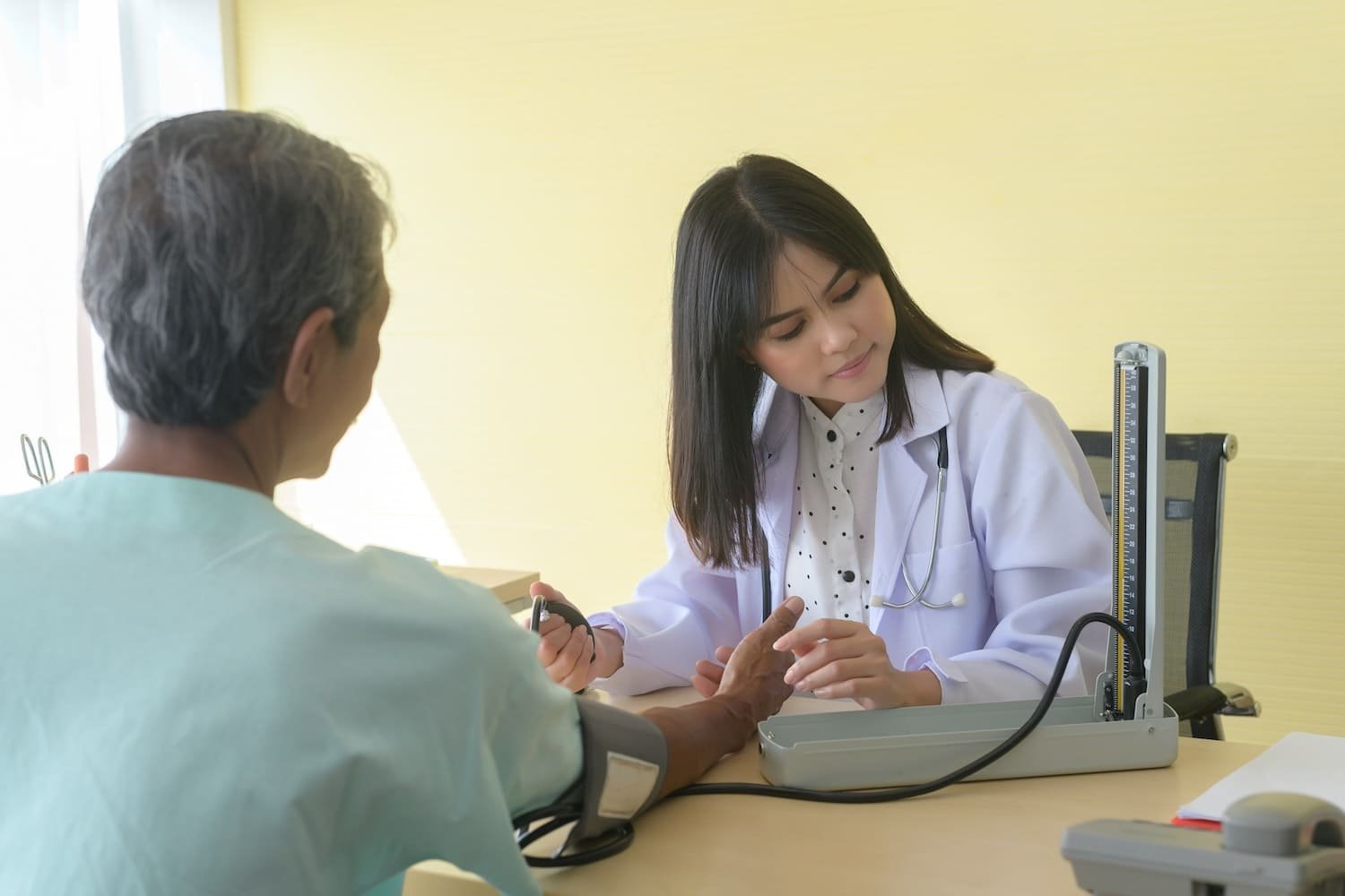 Nurse Retention Strategies: Returning Valuable Time to Patient Care / Mitel ANZ