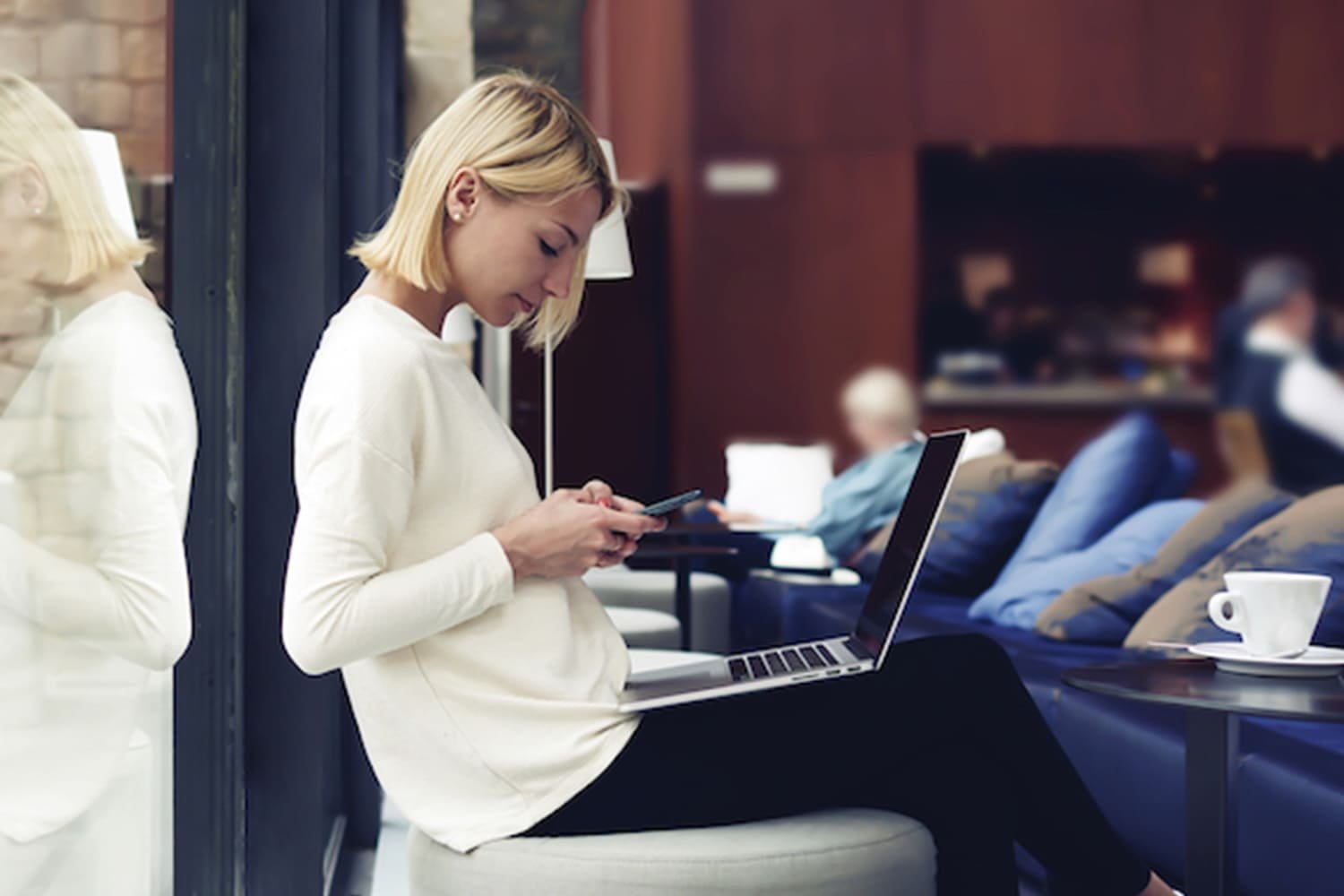 Omnichannel Customer Experience Strategy: Meeting Australian Consumer Expectations in 2025 / Mitel ANZ